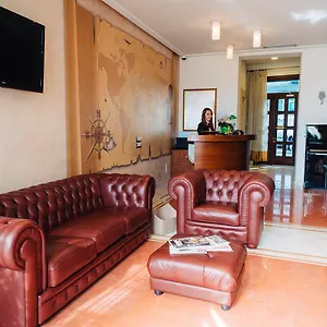 Sar'otel Boutique فندق تيرانا